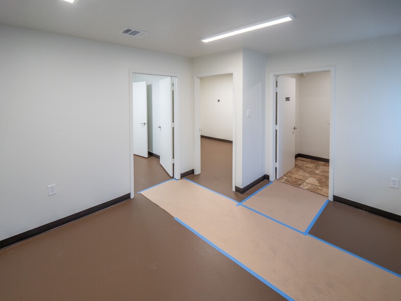 More Photos Of 13730 Immanuel Rd, Pflugerville Warehouse For Lease