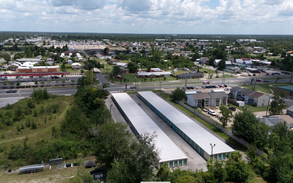 More Photos Of 2726 E 15th St, Panama City Self Storage For Sale