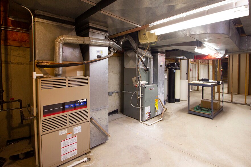 More Photos Of 10808 W Monee Manhattan Rd, Monee Office For Sale