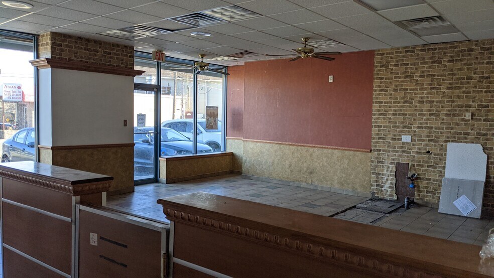 More Photos Of 14 Wanaque Ave, Pompton Lakes Freestanding For Lease