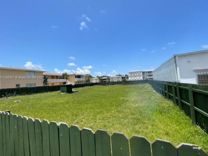 More Photos Of 708 Atlantic Shores Blvd, Hallandale Land For Sale