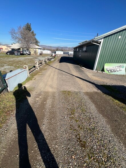 More Photos Of 3526 S Pacific Hwy, Medford Land For Sale