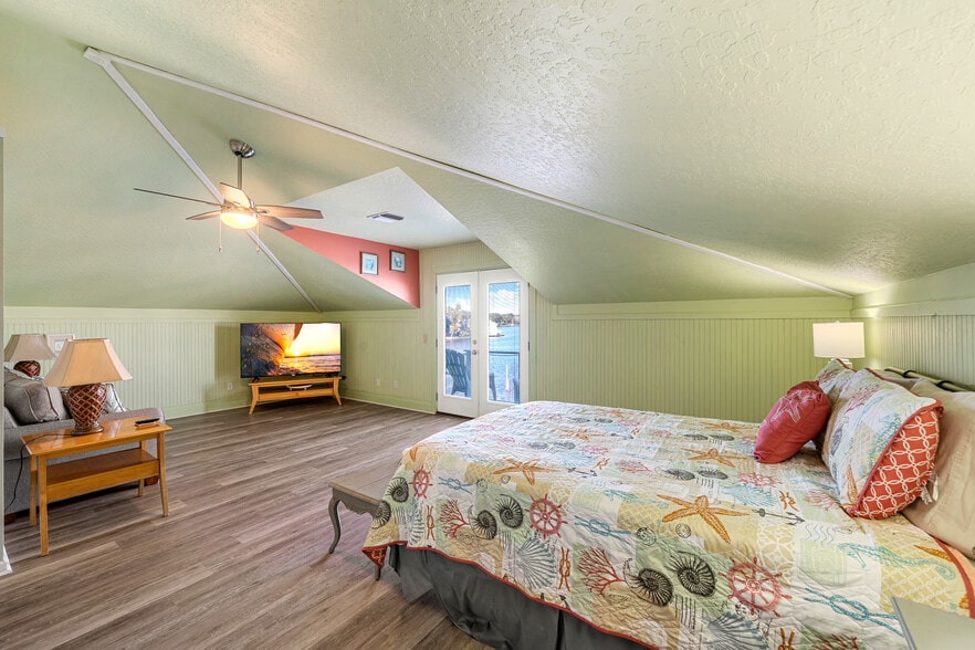 More Photos Of 973 N Harbor City Blvd, Melbourne Specialty For Sale