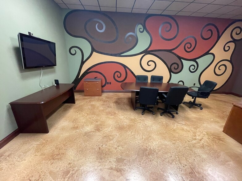 More Photos Of 2390 W Main St, Greenfield Showroom For Sale