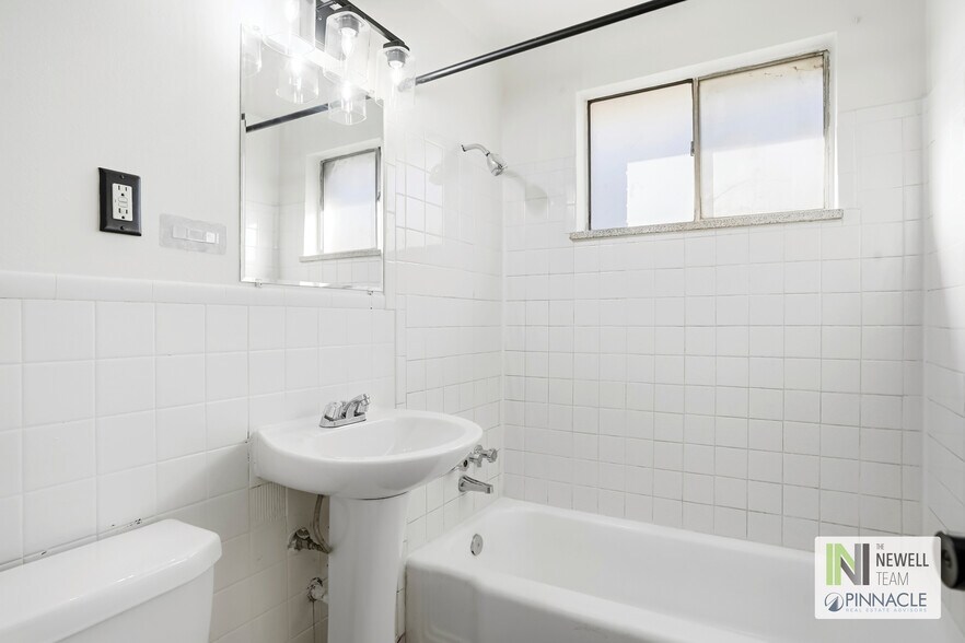 More Photos Of 7515 W 8th Pl, Lakewood Apartments For Sale