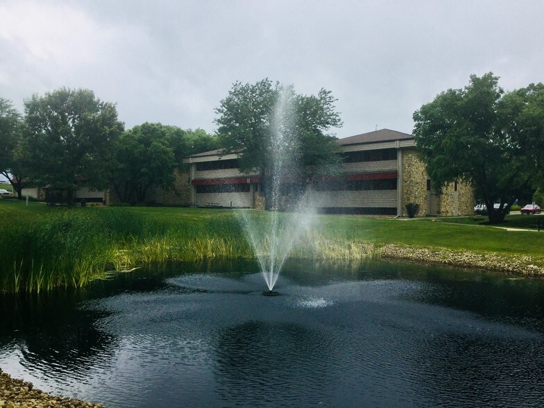 More Photos Of 1 Point Pl, Madison Unknown For Lease