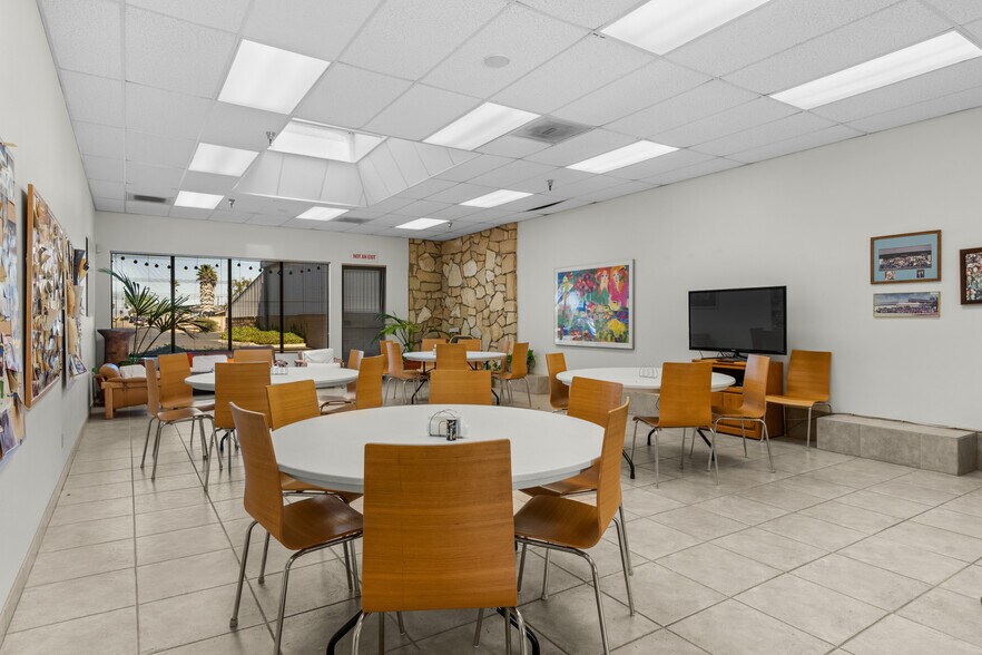More Photos Of 3510 Black Rd, Santa Maria Warehouse For Sale