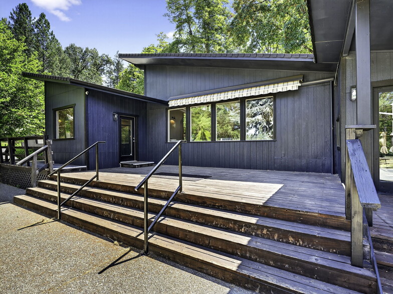 More Photos Of 16451 Golf rd, Cobb Golf Course Driving Range For Sale