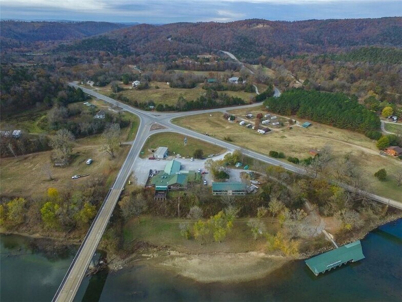 More Photos Of 23080 AR-5, Mountain View Specialty For Sale