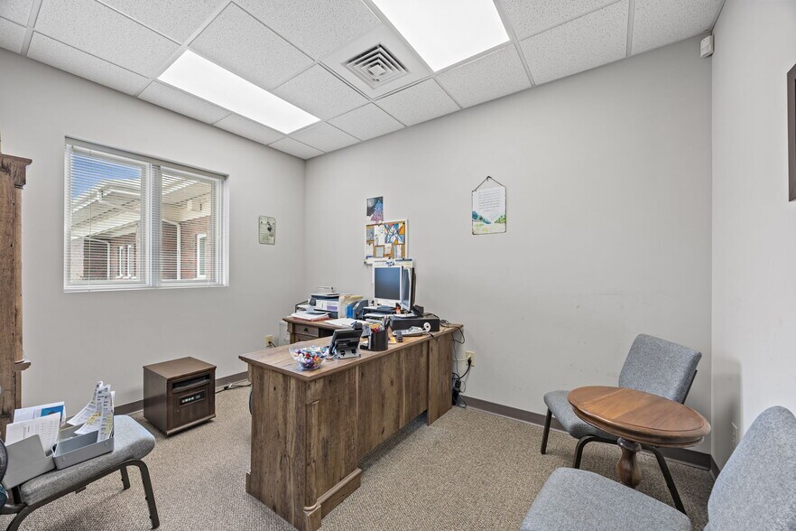 More Photos Of 9 Walden Ridge Dr, Asheville Medical For Lease
