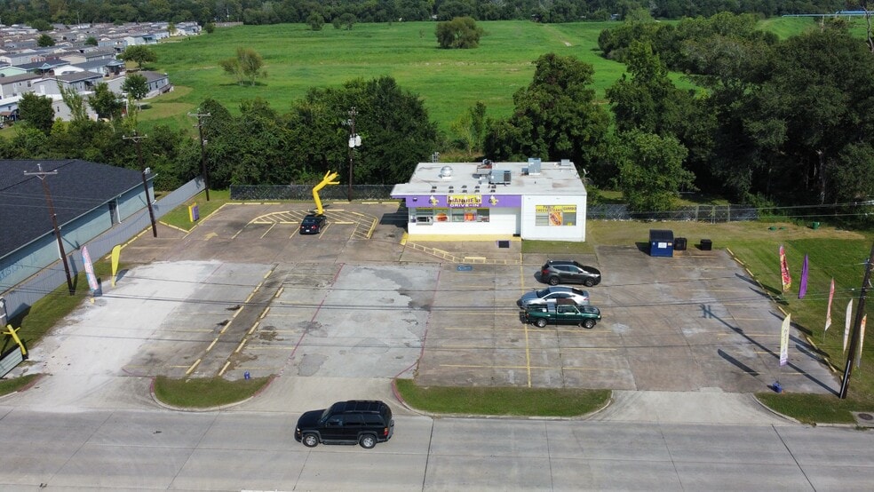 More Photos Of 14010 Homestead Rd, Humble Freestanding For Sale