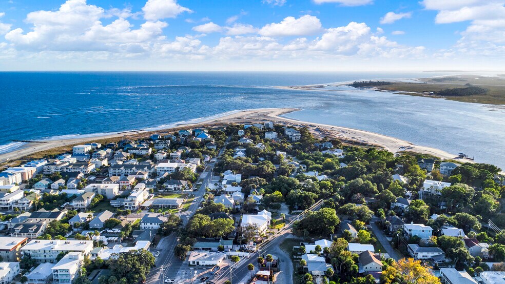 More Photos Of 104 17th pl, Tybee Island Multifamily For Sale