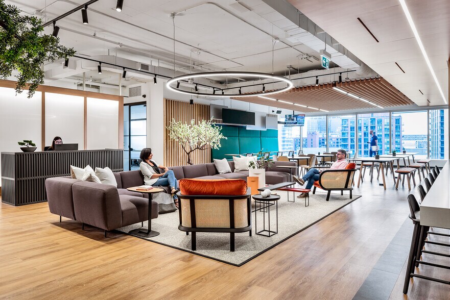 More Photos Of 26-32 Wellington St E, Toronto Office For Lease