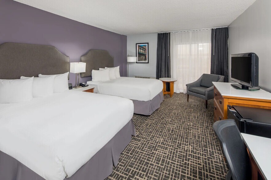 More Photos Of 6401 Veterans Memorial Blvd, Metairie Hotel For Sale