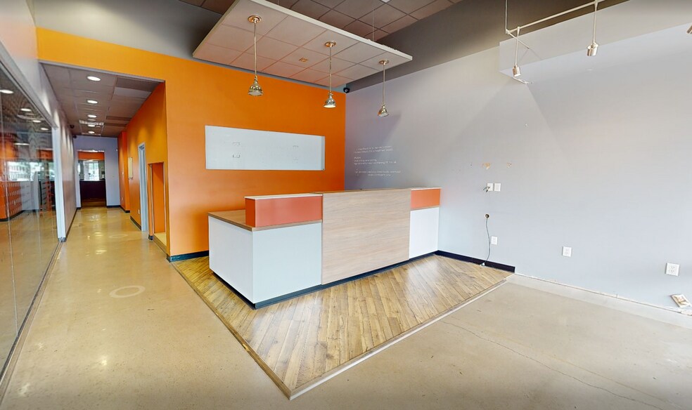 Primary Photo Of 9517 W Broadway St, Pearland Freestanding For Lease