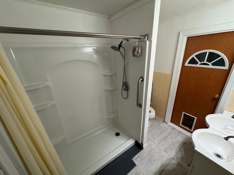 More Photos Of 1616 E Park Ave, Valdosta Multifamily For Sale