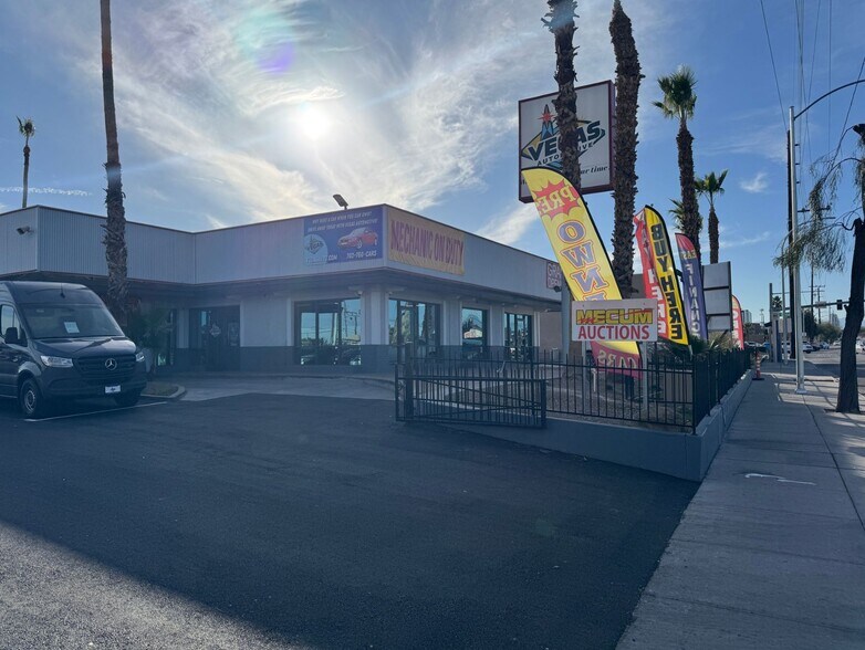 More Photos Of 2445 E Sahara Ave, Las Vegas Auto Dealership For Lease
