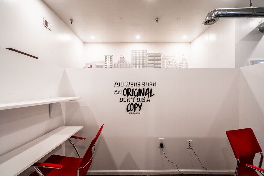 More Photos Of 522 W San Francisco Ave, El Paso Coworking Space