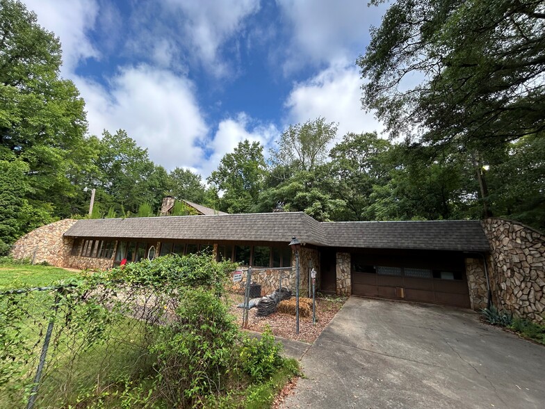 More Photos Of 1111 Fork Shoals Rd, Greenville Land For Sale