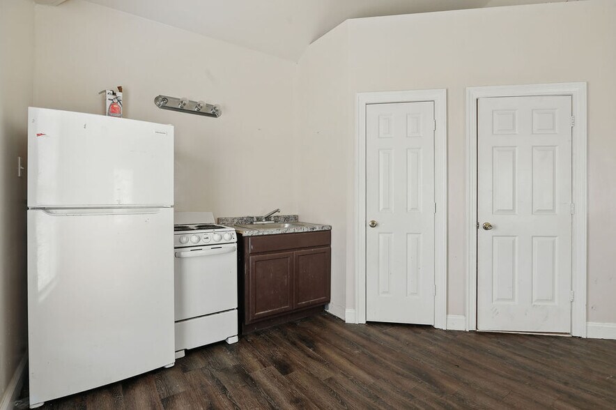 More Photos Of 4325 Casino Center Dr, Robinsonville Apartments For Sale