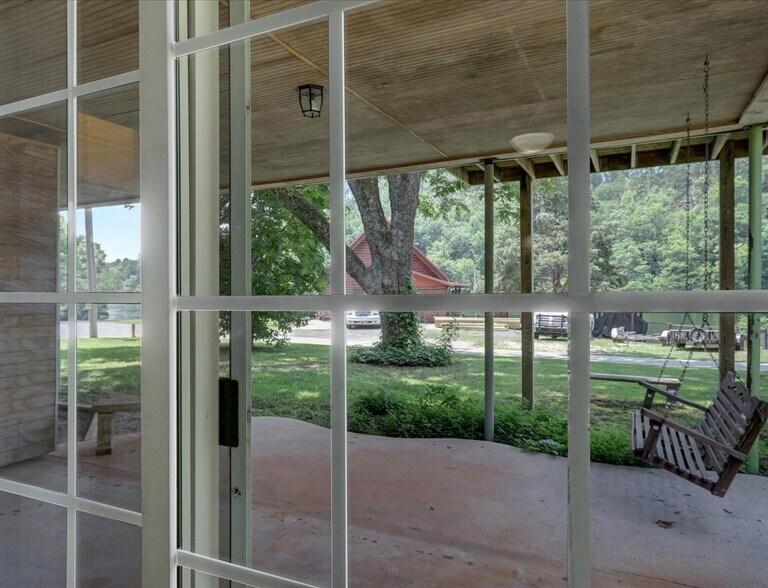 More Photos Of 1110 Cozy Acres Rd, Mountain Pine Apartments For Sale