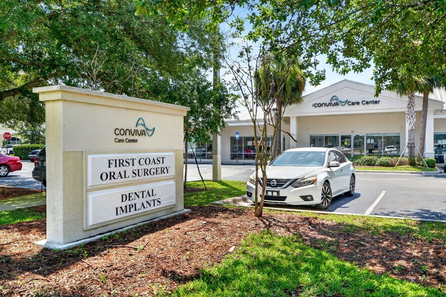 More Photos Of 20 Cypress Point Pky, Palm Coast Freestanding For Sale