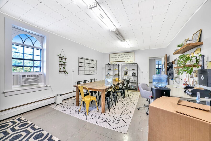 More Photos Of 132 W High St, Somerville Religious Facility For Sale