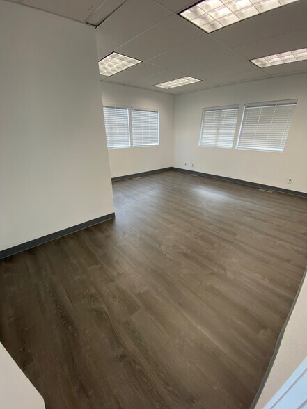 More Photos Of 3537 NW St Helens Rd, Portland Industrial For Lease