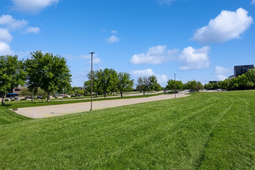More Photos Of 5800 University Ave, West Des Moines Land For Sale