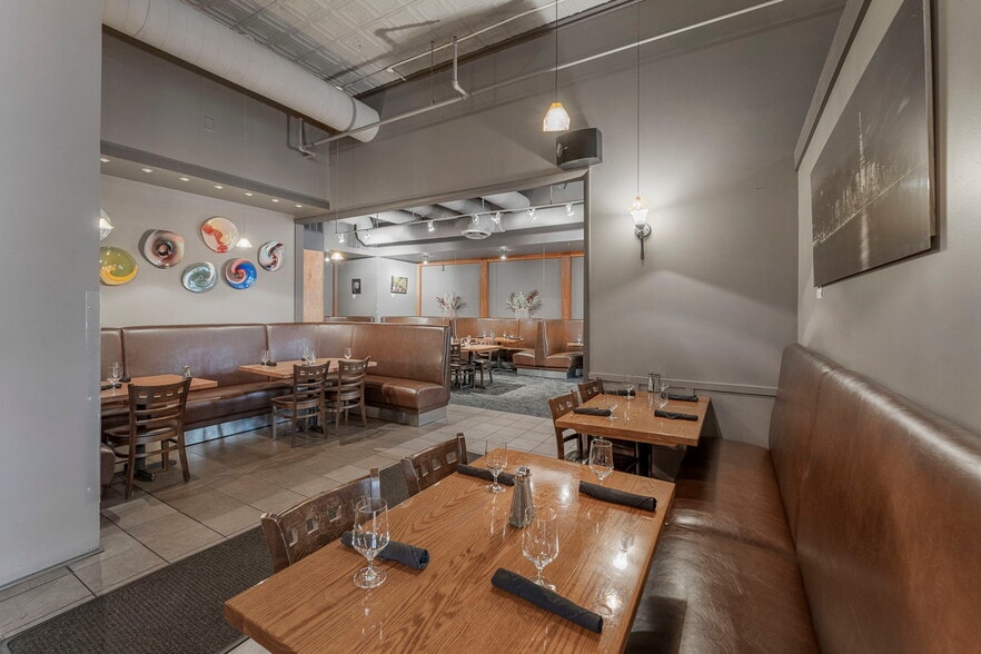 More Photos Of 1 W Market St, Corning Office For Lease