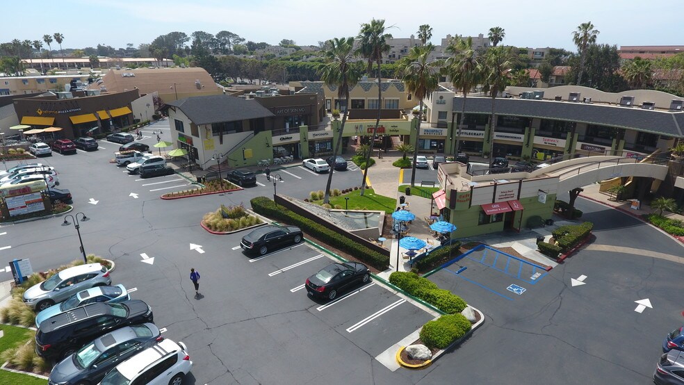 More Photos Of 437 S Highway 101, Solana Beach Unknown For Lease
