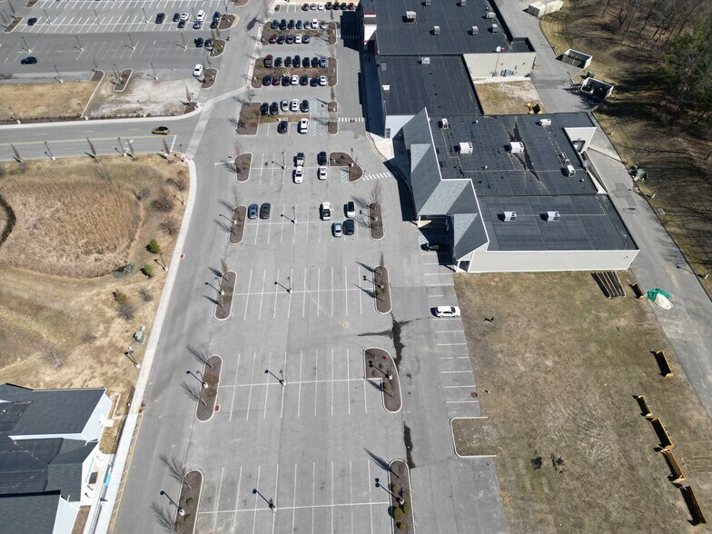 More Photos Of 169 Danbury Rd, New Milford Unknown For Lease