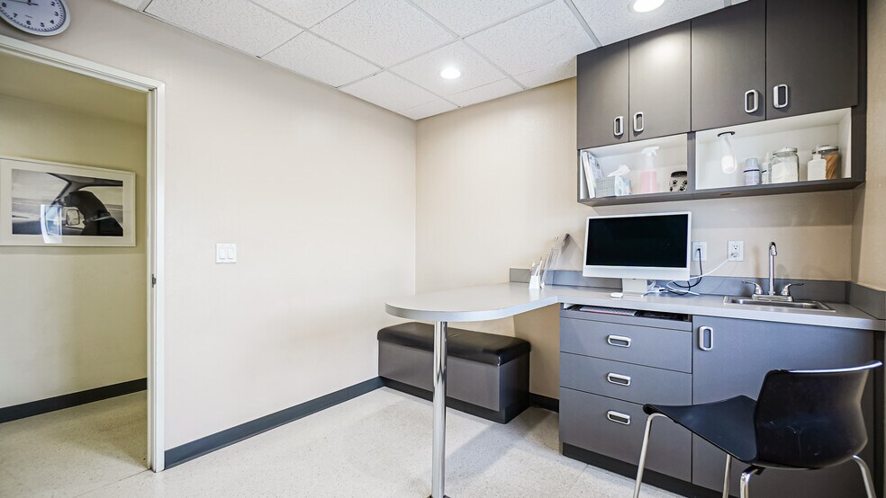 More Photos Of 240 Center St, El Segundo Loft Creative Space For Sale