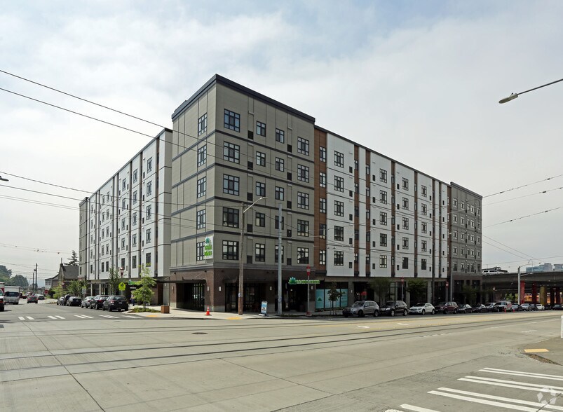 More Photos Of 913 S Jackson St, Seattle Apartments For Lease