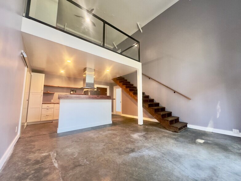 More Photos Of 1254 E 12th St, Oakland Apartments For Sale