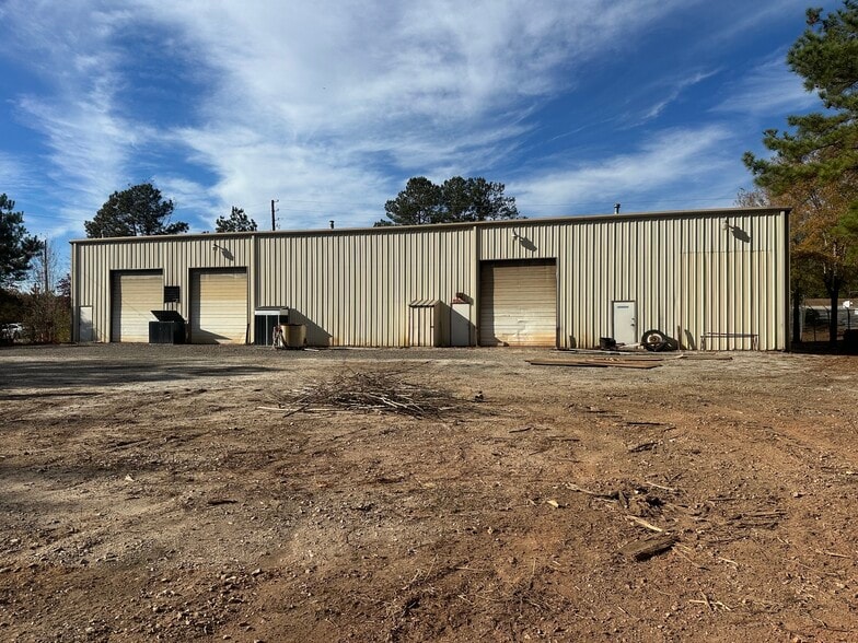 More Photos Of 9212 Poston Rd, Jonesboro Flex For Sale