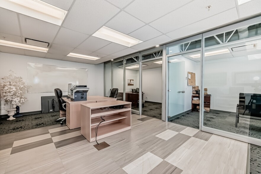 More Photos Of 9040-9058 22nd Ave SW, Edmonton Showroom For Sale