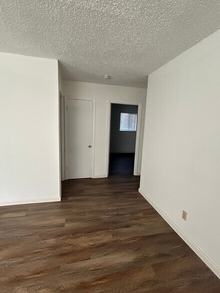 More Photos Of 2010-2020E Sheffield Mnr W, Carson City Multifamily For Sale