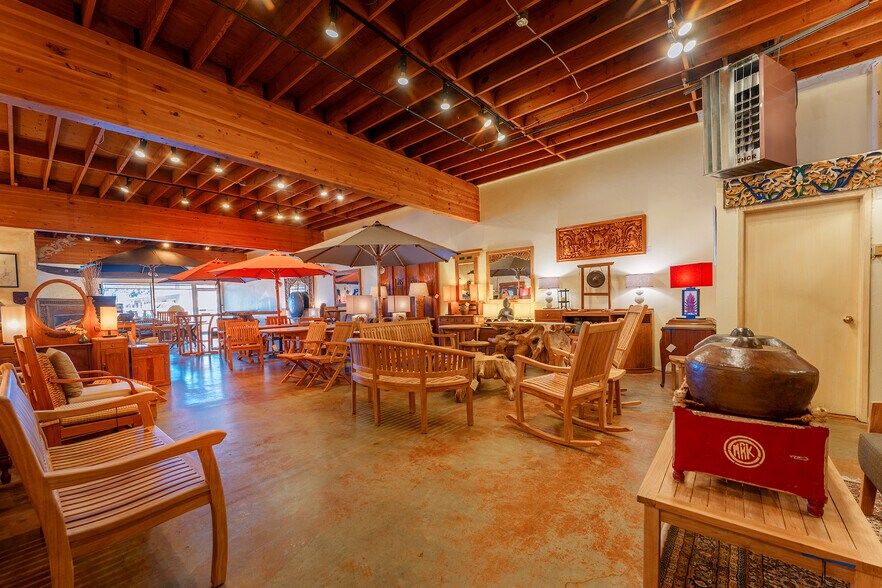 More Photos Of 529-539 Ramona Ave, Monterey Freestanding For Sale