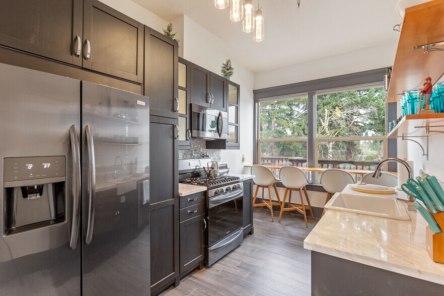 More Photos Of 8212 N Denver Ave, Portland Apartments For Sale