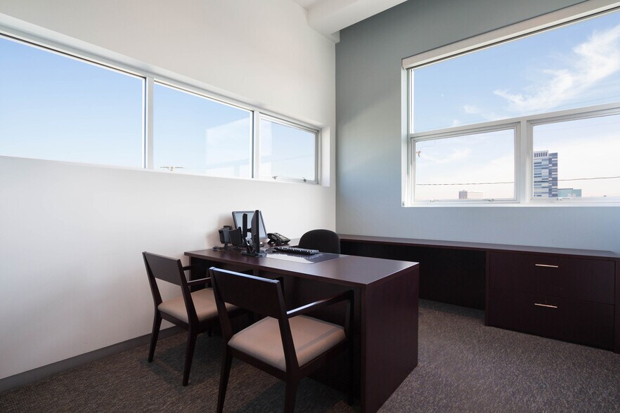 More Photos Of 215-237 California St, El Segundo Loft Creative Space For Lease