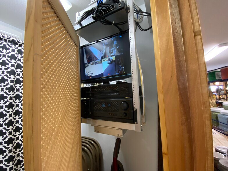 More Photos Of W2003 State Road 21, Berlin Daycare Center For Sale