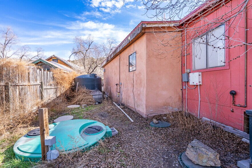 More Photos Of 2849 NM 14, Madrid General Retail For Sale