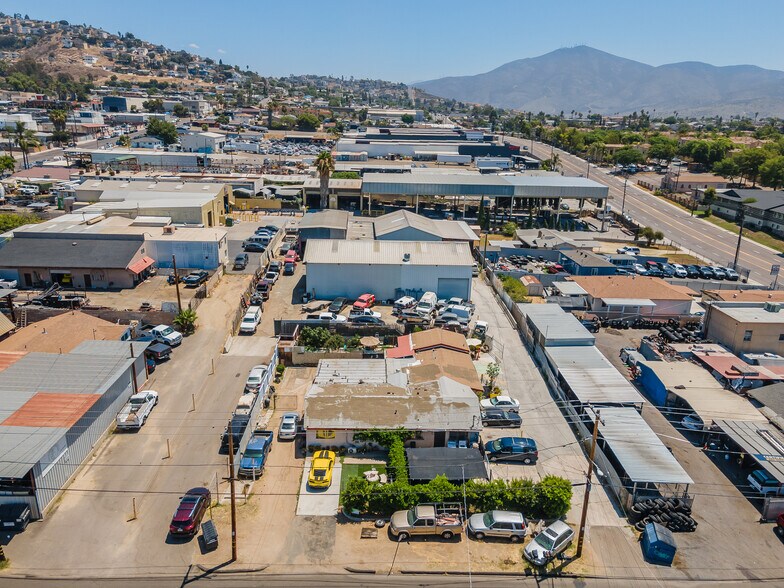 More Photos Of 1121-1135 Sweetwater Ln, Spring Valley Manufacturing For Lease