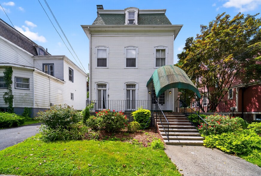 More Photos Of 59 Montgomery St, Poughkeepsie Funeral Home For Sale