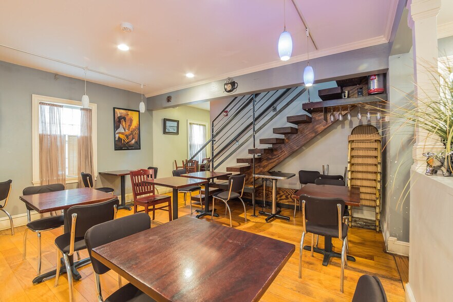 More Photos Of 17 N Main St, Cranbury Restaurant For Sale