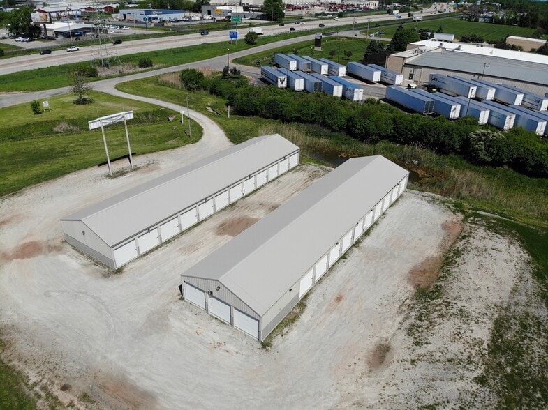 More Photos Of 2285 Northern Rd, Neenah Self Storage For Sale