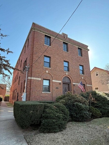 More Photos Of 20 Carman Ave, East Rockaway Religious Facility For Sale