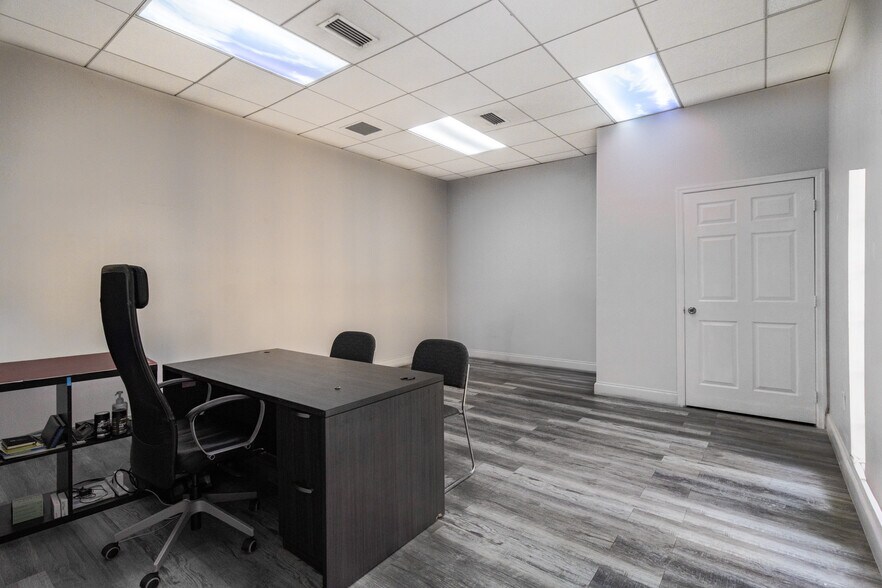 More Photos Of 3337 NW 74th Ave, Miami Warehouse For Sale
