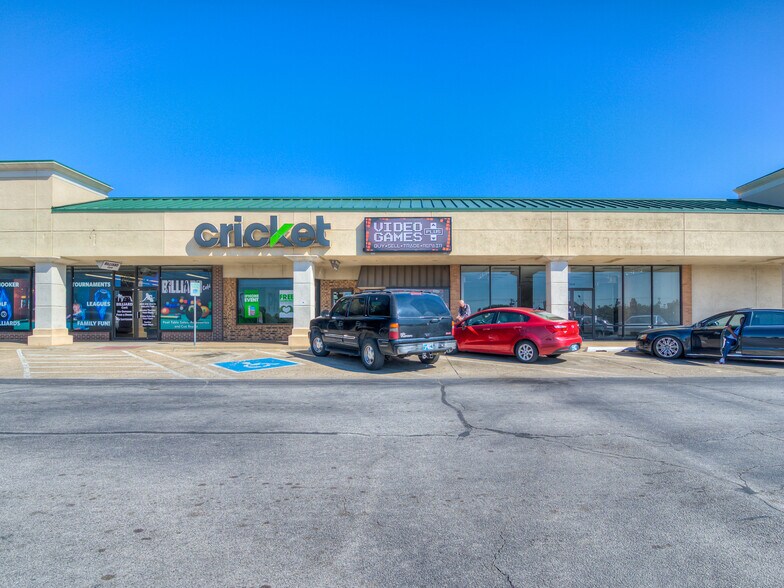 More Photos Of 4605 NW 23rd St, Oklahoma City Unknown For Lease